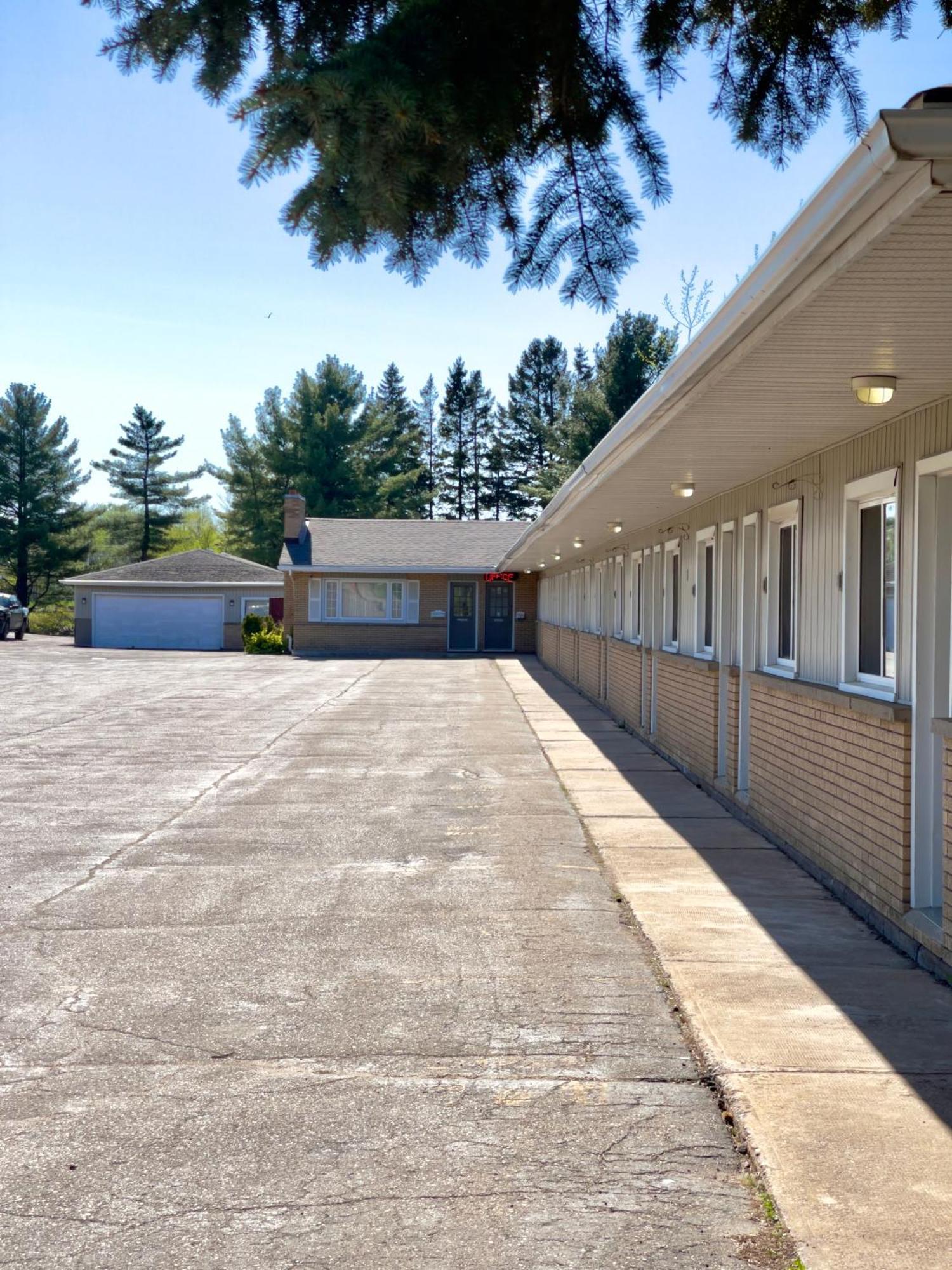 Adams Motel Sault Sainte Marie Esterno foto
